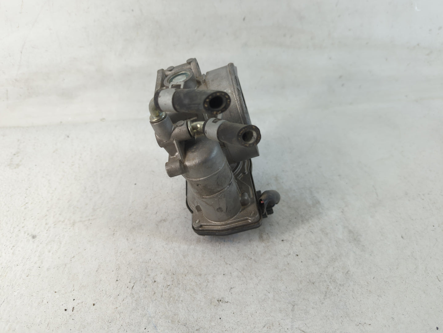 2009-2014 Nissan Maxima Throttle Body P/N:0622H RME75-12, K 0617 1, 526-01 Fits Fits 2009 2010 2011 2012 2013 2014 OEM Used 