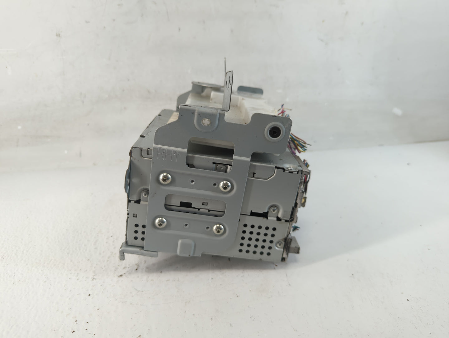 2013-2014 Nissan Maxima Radio AM FM Cd Player Receiver Replacement P/N:2591A ZX77D Fits Fits 2013 2014 2015 OEM Used Auto Pa