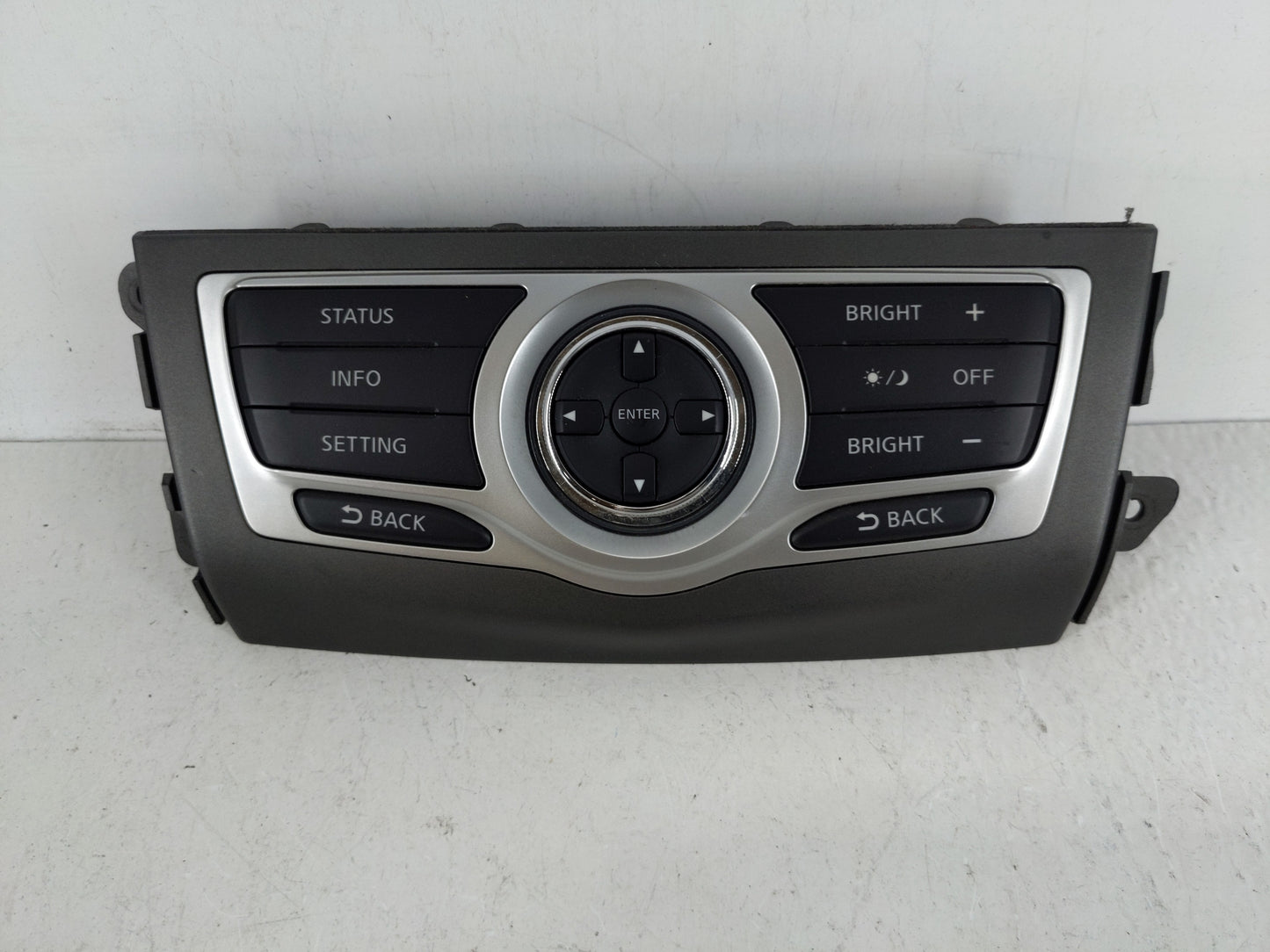 2012-2014 Nissan Murano Radio AM FM Cd Player Receiver Replacement P/N:1AA0A 210150 Fits Fits 2012 2013 2014 OEM Used Auto P