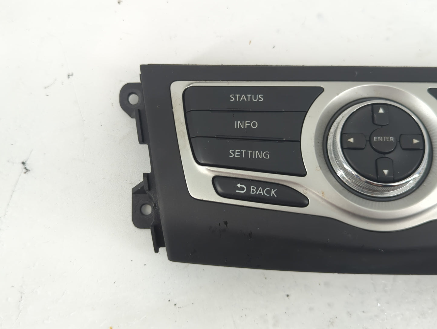 2011-2014 Nissan Murano Radio Control Panel - Oemusedautoparts1.com
