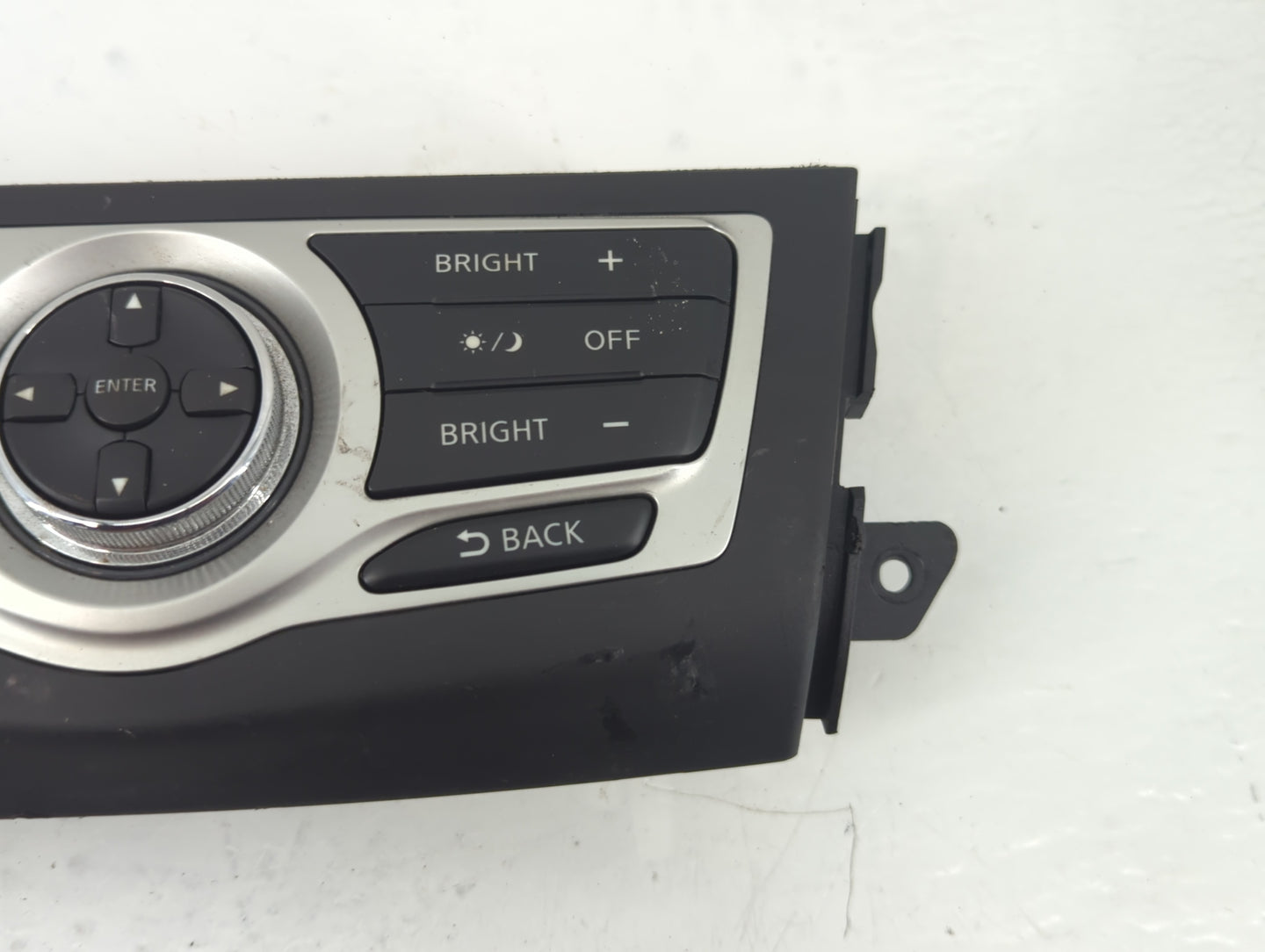 2011-2014 Nissan Murano Radio Control Panel - Oemusedautoparts1.com