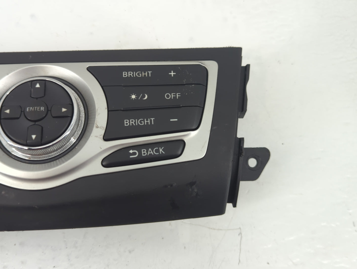 2011-2014 Nissan Murano Radio Control Panel - Oemusedautoparts1.com