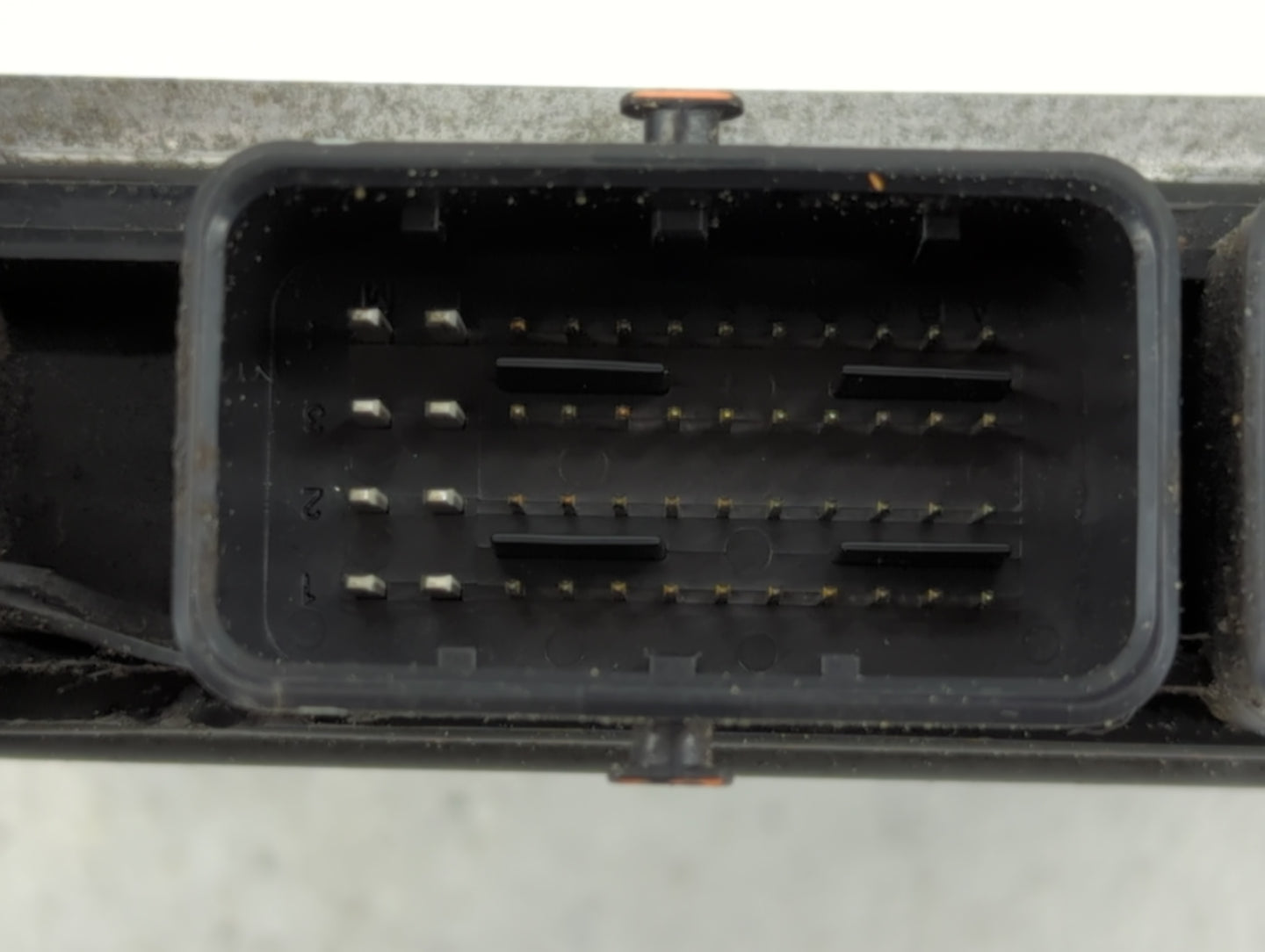 2014 Nissan Murano PCM Engine Control Computer ECU ECM PCU OEM P/N:NEC003-690 Fits OEM Used Auto Parts - Oemusedautoparts1.c
