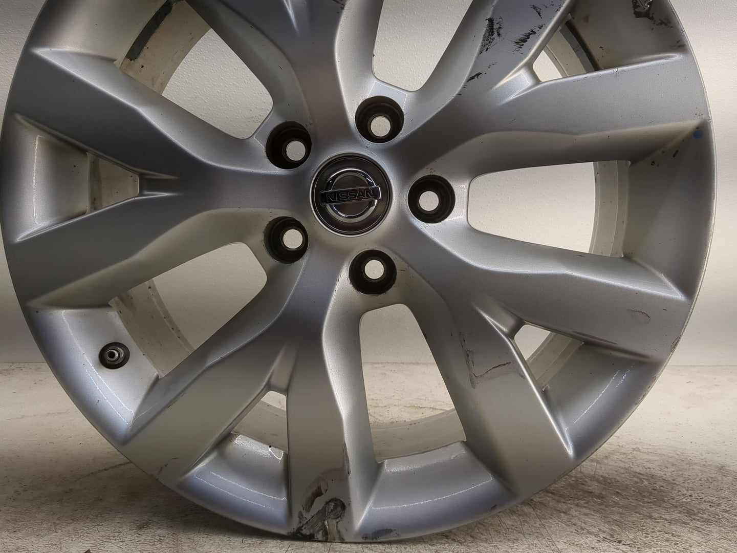 2011-2014 Nissan Murano Oem Wheel Rim - Oemusedautoparts1.com