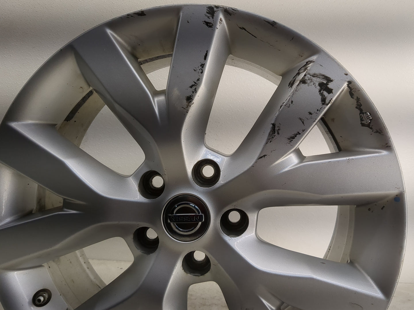 2011-2014 Nissan Murano Oem Wheel Rim - Oemusedautoparts1.com