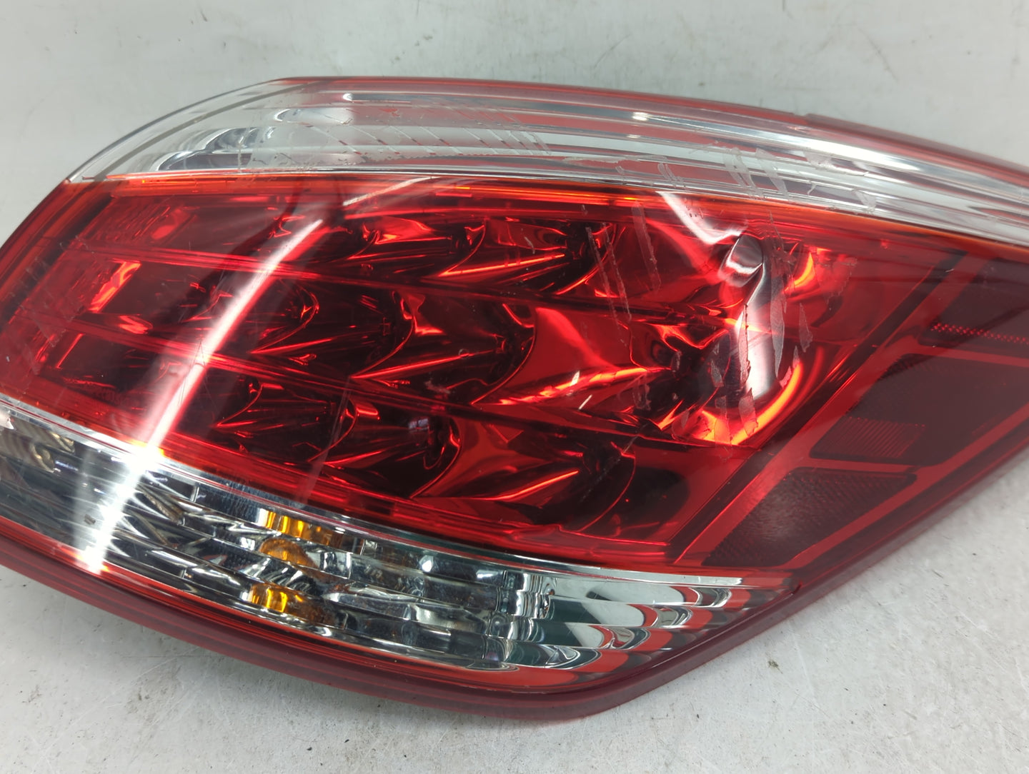 2011-2014 Nissan Murano Tail Light Assembly Passenger Right OEM Fits Fits 2011 2012 2013 2014 OEM Used Auto Parts - Oemuseda