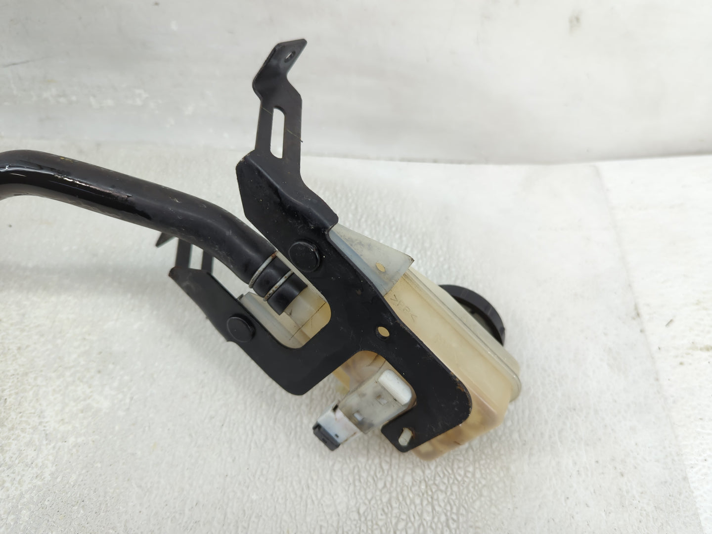 2009-2014 Nissan Murano Brake Master Cylinder 1312553 - Oemusedautoparts1.com