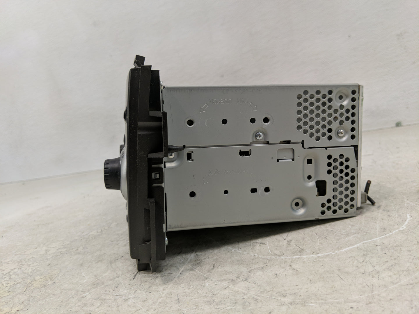 2011-2014 Nissan Murano Radio AM FM Cd Player Receiver Replacement Fits Fits 2011 2012 2013 2014 OEM Used Auto Parts - Oemus