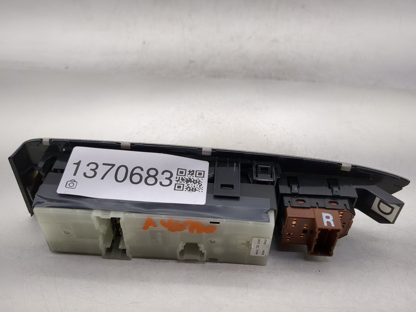 2009-2014 Nissan Murano Master Power Window Switch Replacement Driver Side Left Fits Fits 2009 2010 2011 2012 2013 2014 OEM 