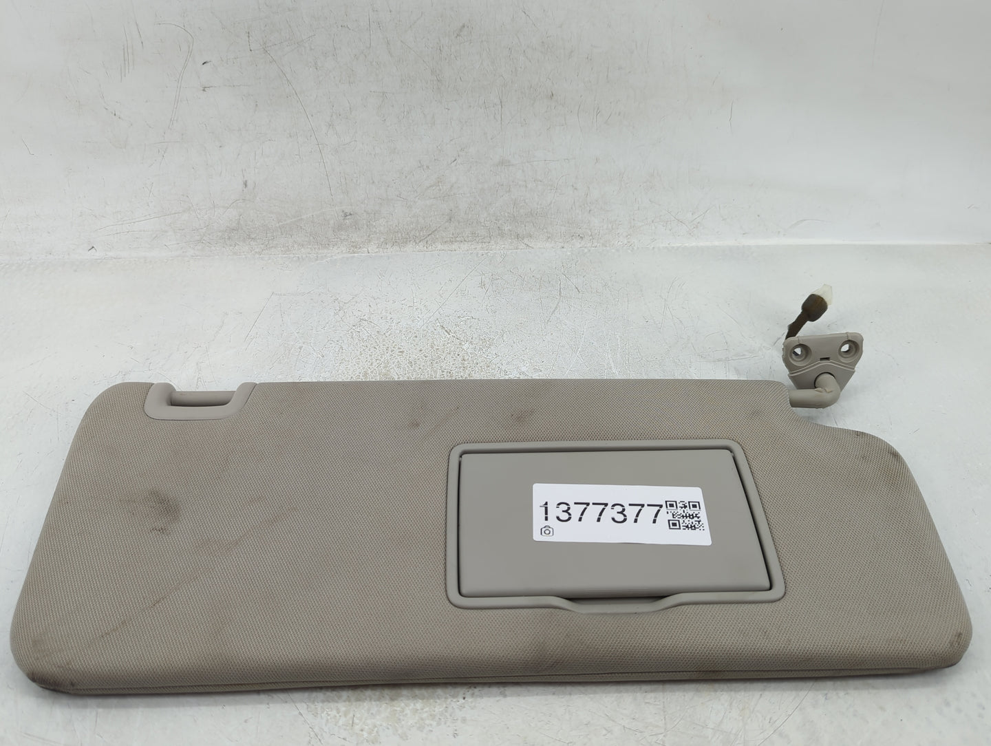 2009-2014 Nissan Murano Sun Visor Shade Replacement Passenger Right Mirror Fits Fits 2009 2010 2011 2012 2013 2014 OEM Used 
