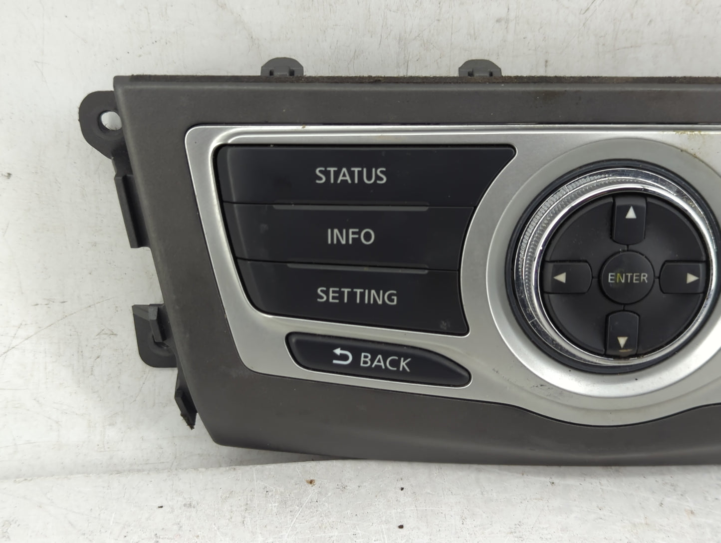2011-2014 Nissan Murano Radio Control Panel - Oemusedautoparts1.com