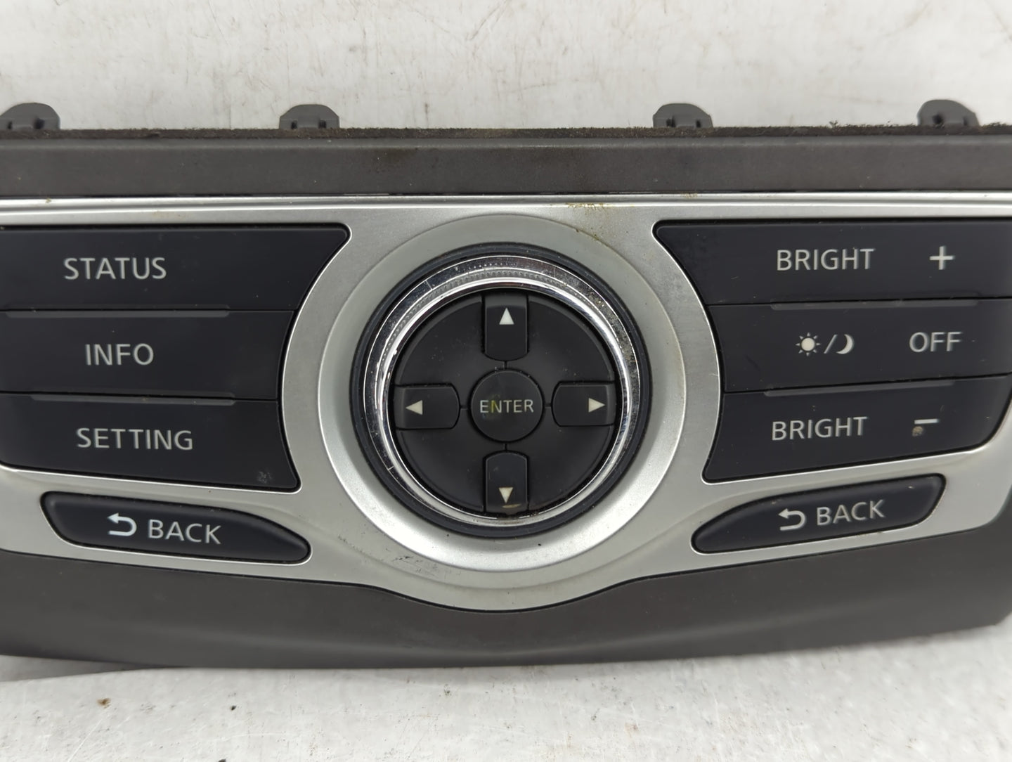 2011-2014 Nissan Murano Radio Control Panel - Oemusedautoparts1.com