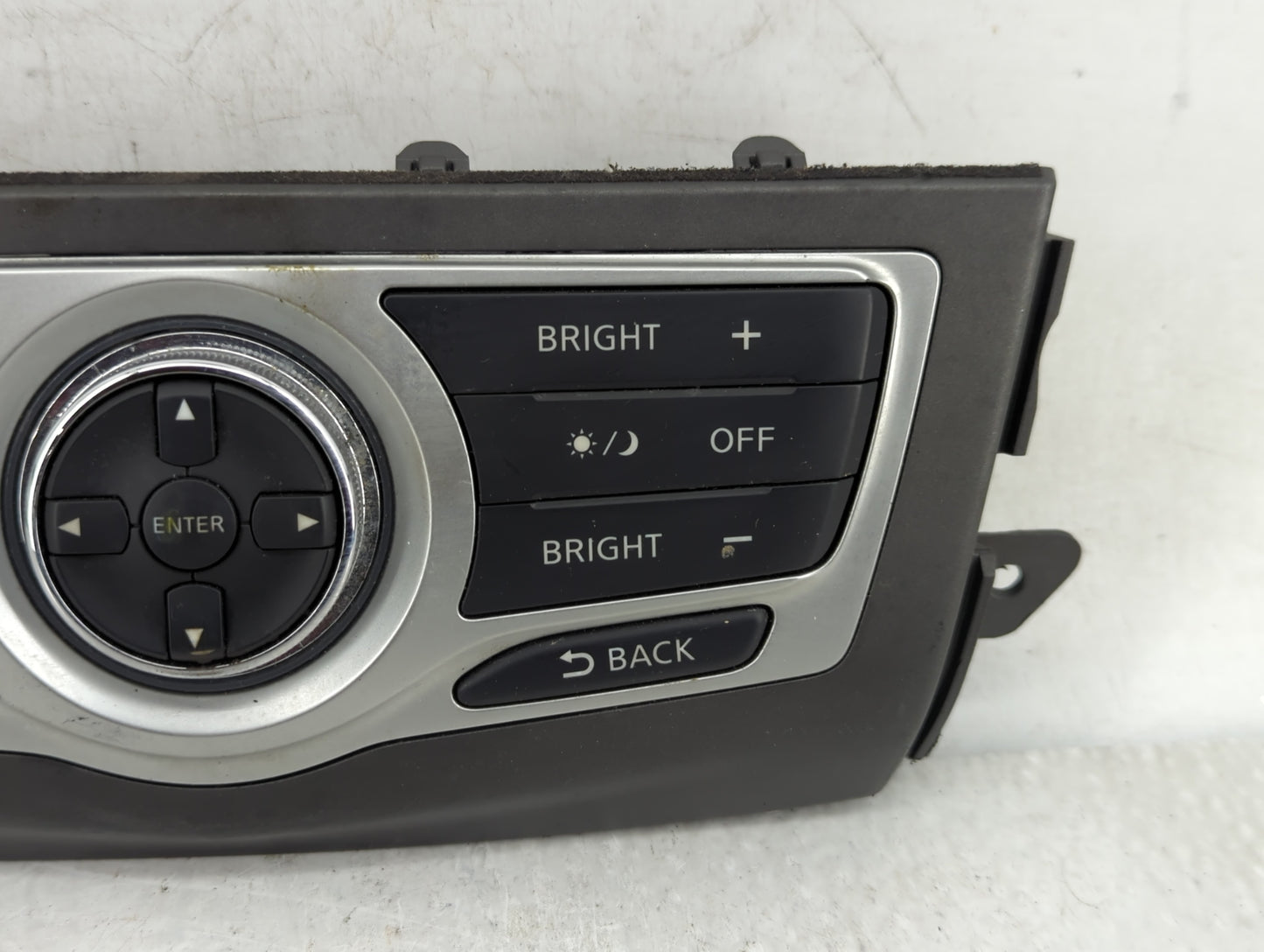 2011-2014 Nissan Murano Radio Control Panel - Oemusedautoparts1.com