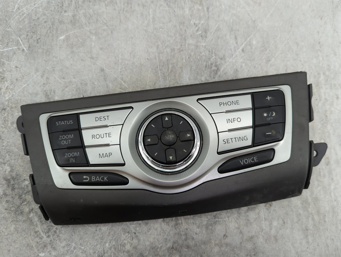 2011-2014 Nissan Murano Radio AM FM Cd Player Receiver Replacement P/N:1AA0D 210166 Fits Fits 2011 2012 2013 2014 OEM Used A
