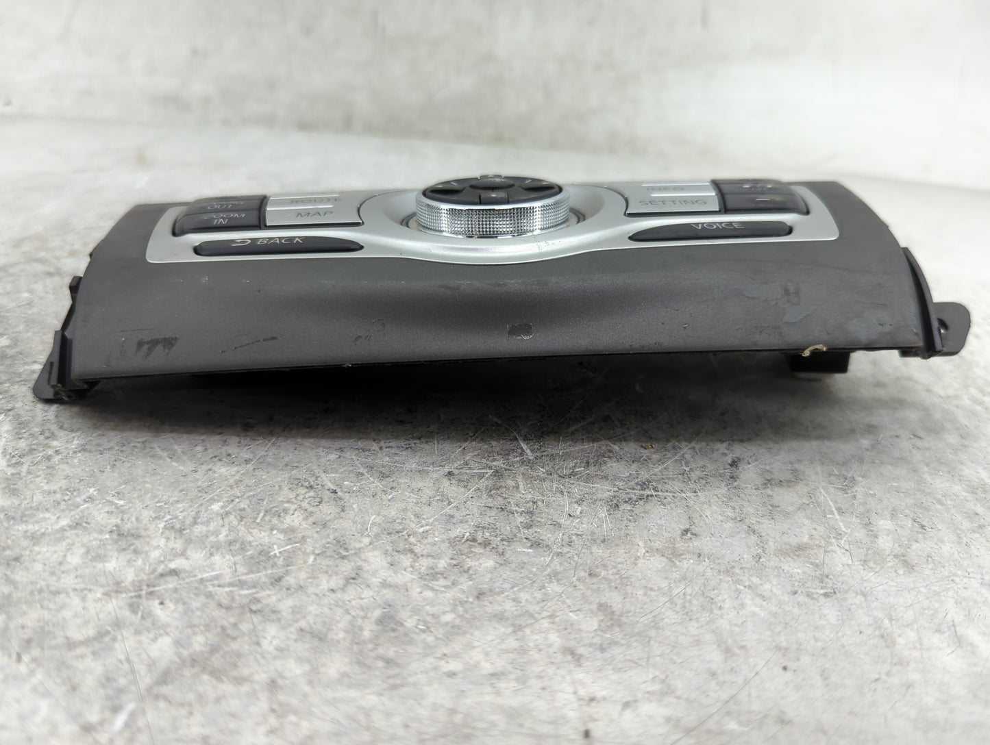 2011-2014 Nissan Murano Radio AM FM Cd Player Receiver Replacement P/N:1AA0D 210166 Fits Fits 2011 2012 2013 2014 OEM Used A