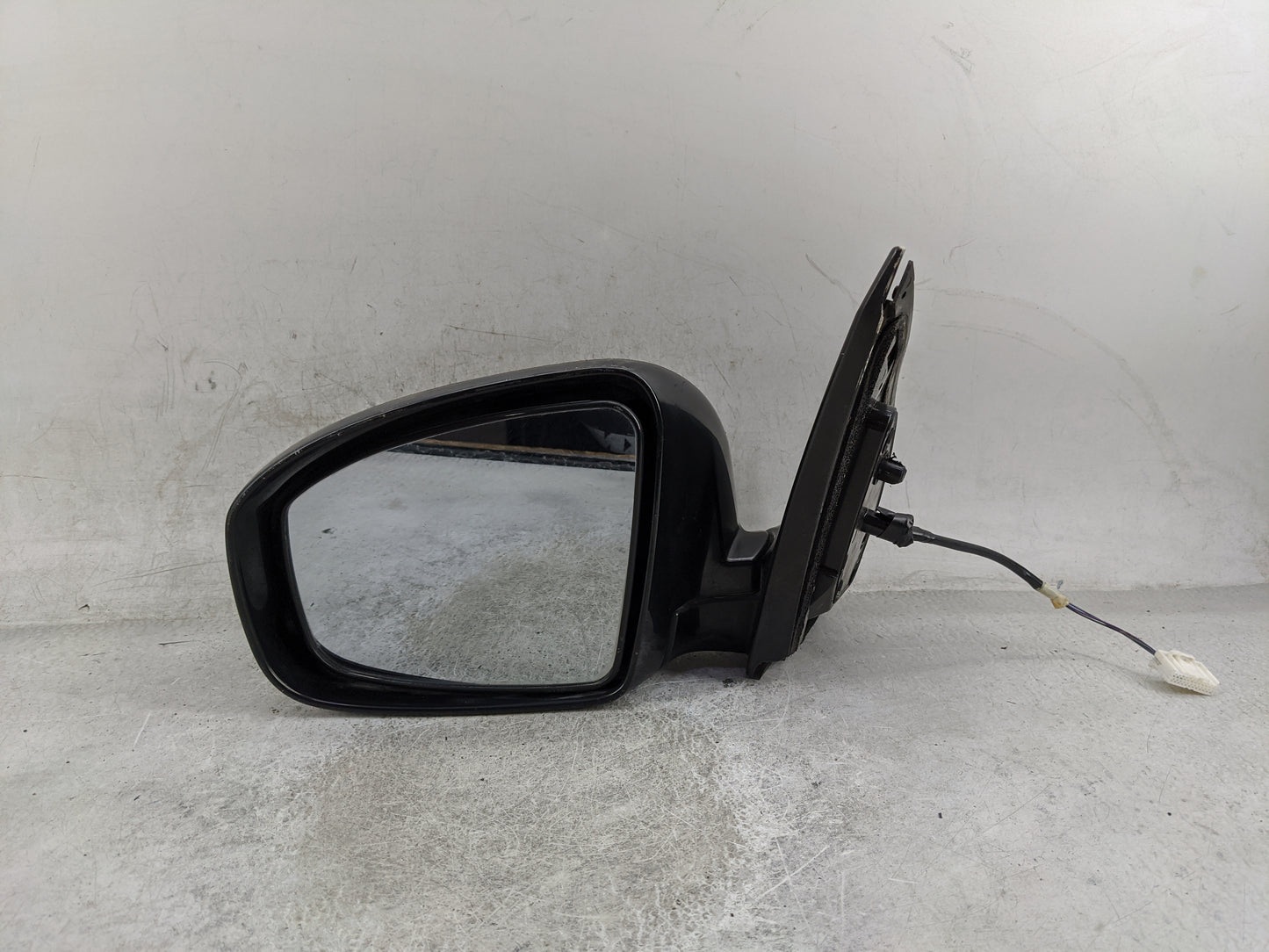 2009-2014 Nissan Murano Driver Side View Mirror - Left Door Mirror OEM Used - Oemusedautoparts1.com
