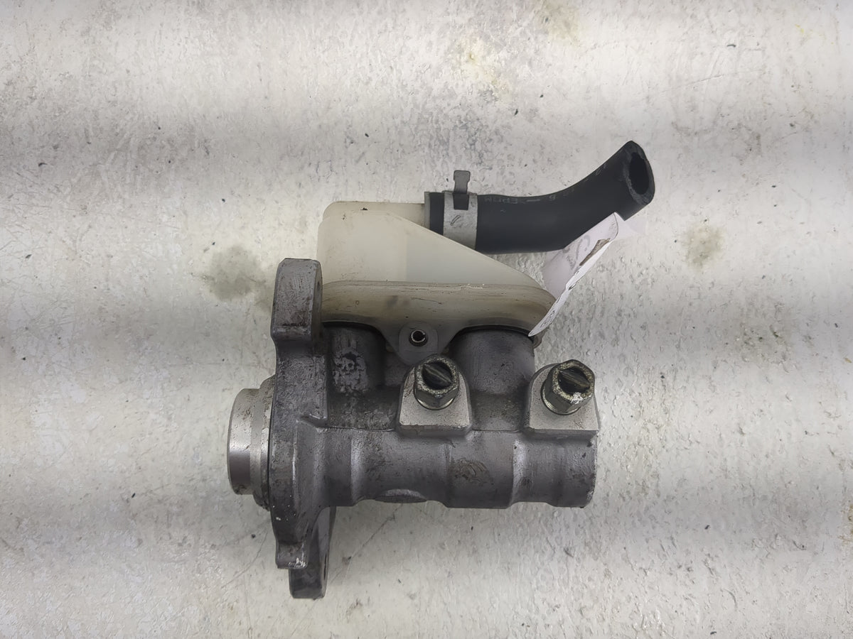2009-2014 Nissan Murano Brake Master Cylinder 1498234 - Oemusedautoparts1.com