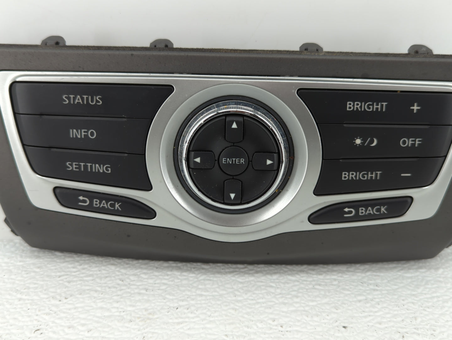 2011-2014 Nissan Murano Am Fm Cd Player Radio Receiver - Oemusedautoparts1.com