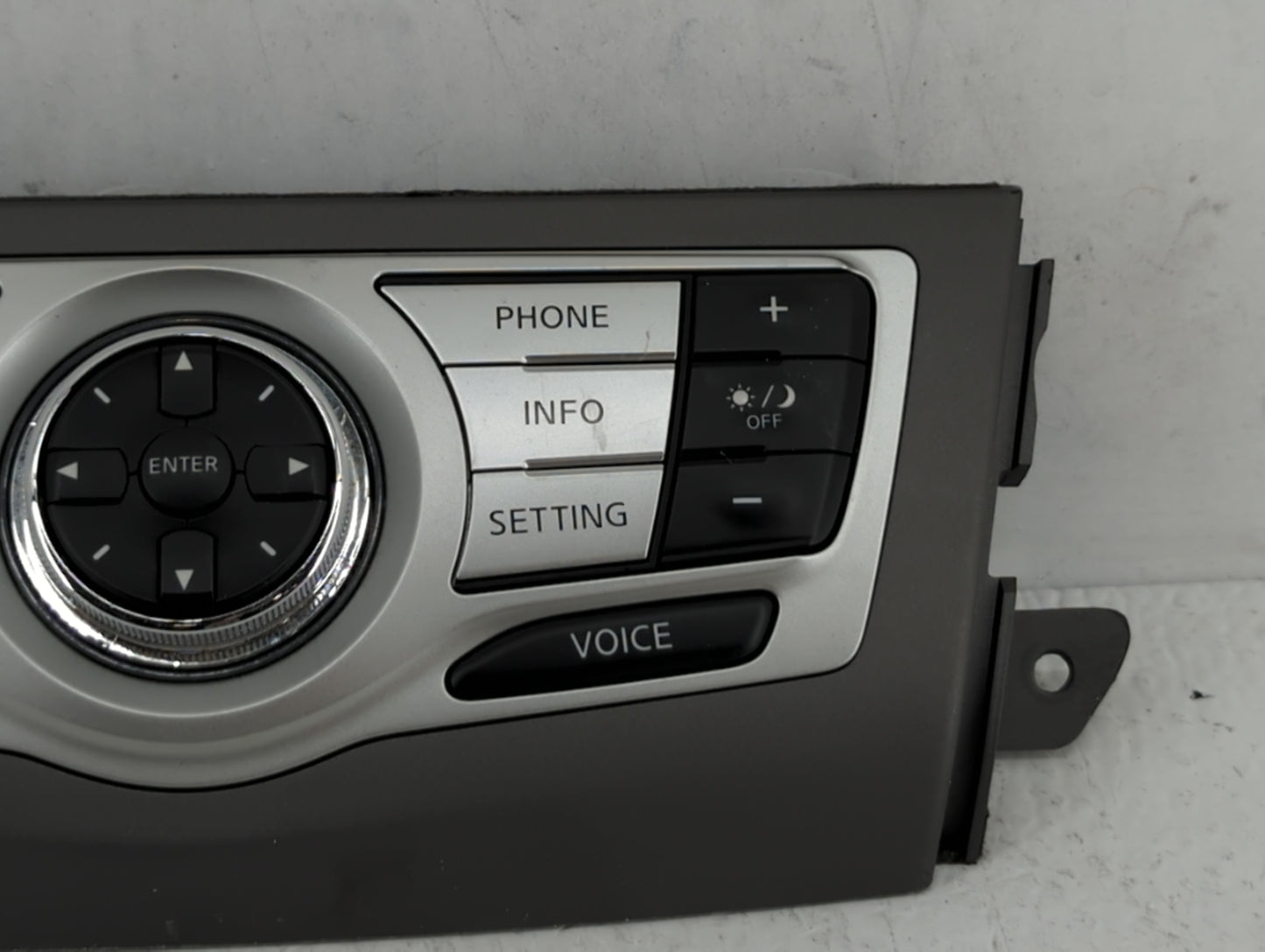 2013-2014 Nissan Murano Radio Control Panel - Oemusedautoparts1.com
