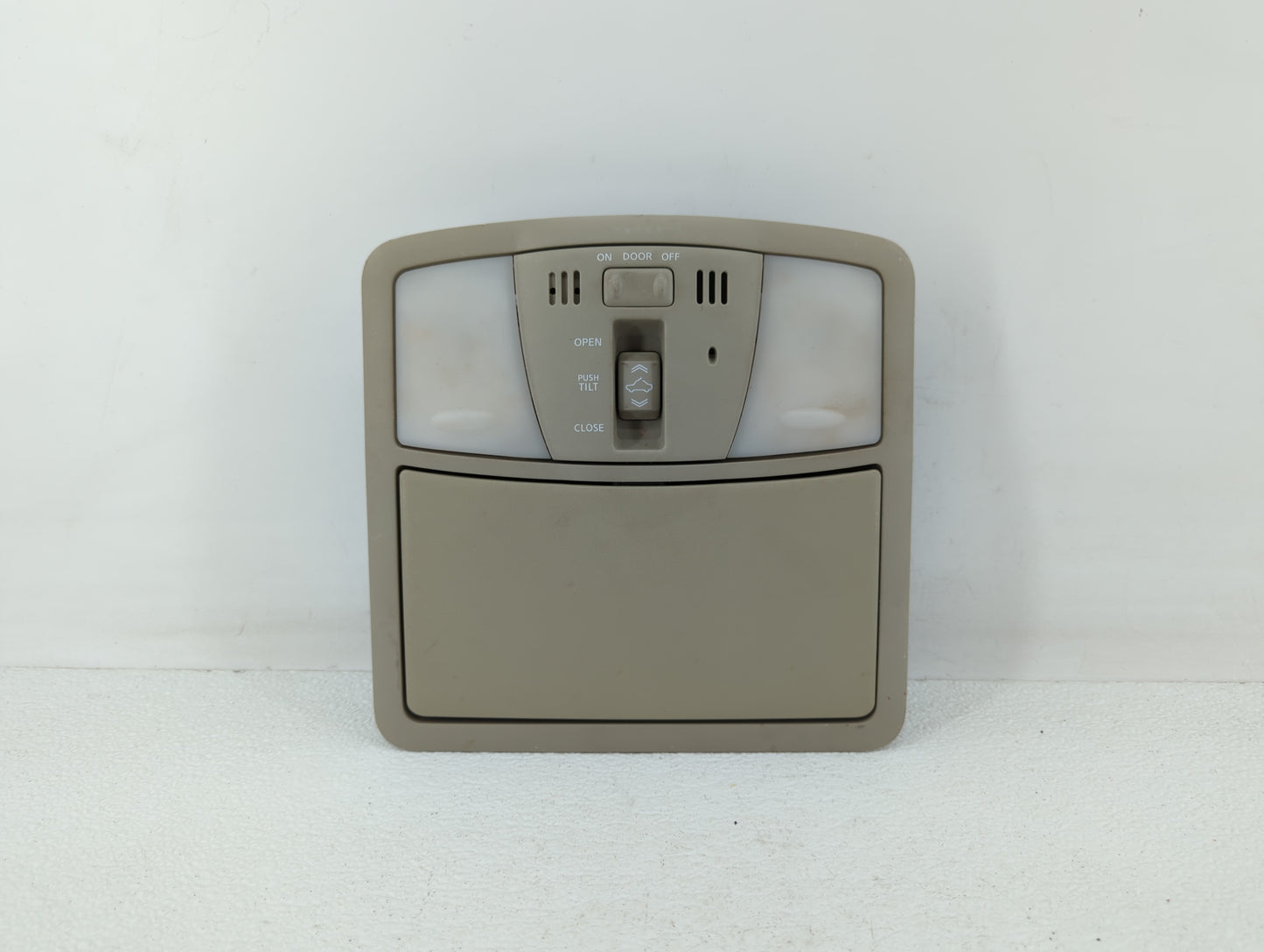 2014 Nissan Murano Overhead Roof Console Light Beige - Oemusedautoparts1.com