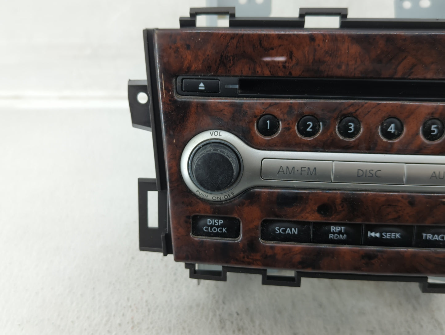 2011-2014 Nissan Murano Am Fm Cd Player Radio Receiver - Oemusedautoparts1.com