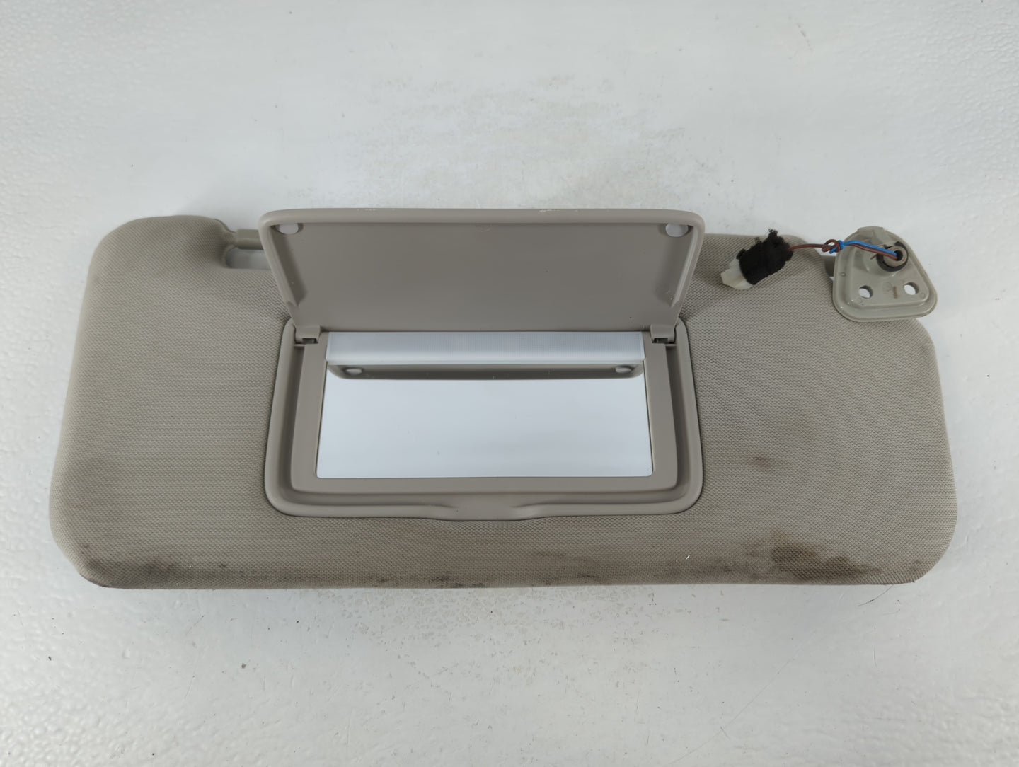 2009-2014 Nissan Murano Sun Visor Shade Replacement Passenger Right Mirror Fits Fits 2009 2010 2011 2012 2013 2014 OEM Used 