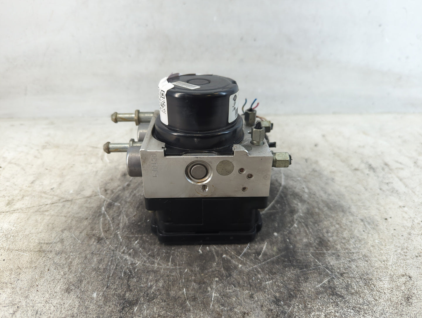 2012-2014 Nissan Murano ABS Pump Control Module Replacement P/N:47660 1V41A Fits Fits 2012 2013 2014 OEM Used Auto Parts - O