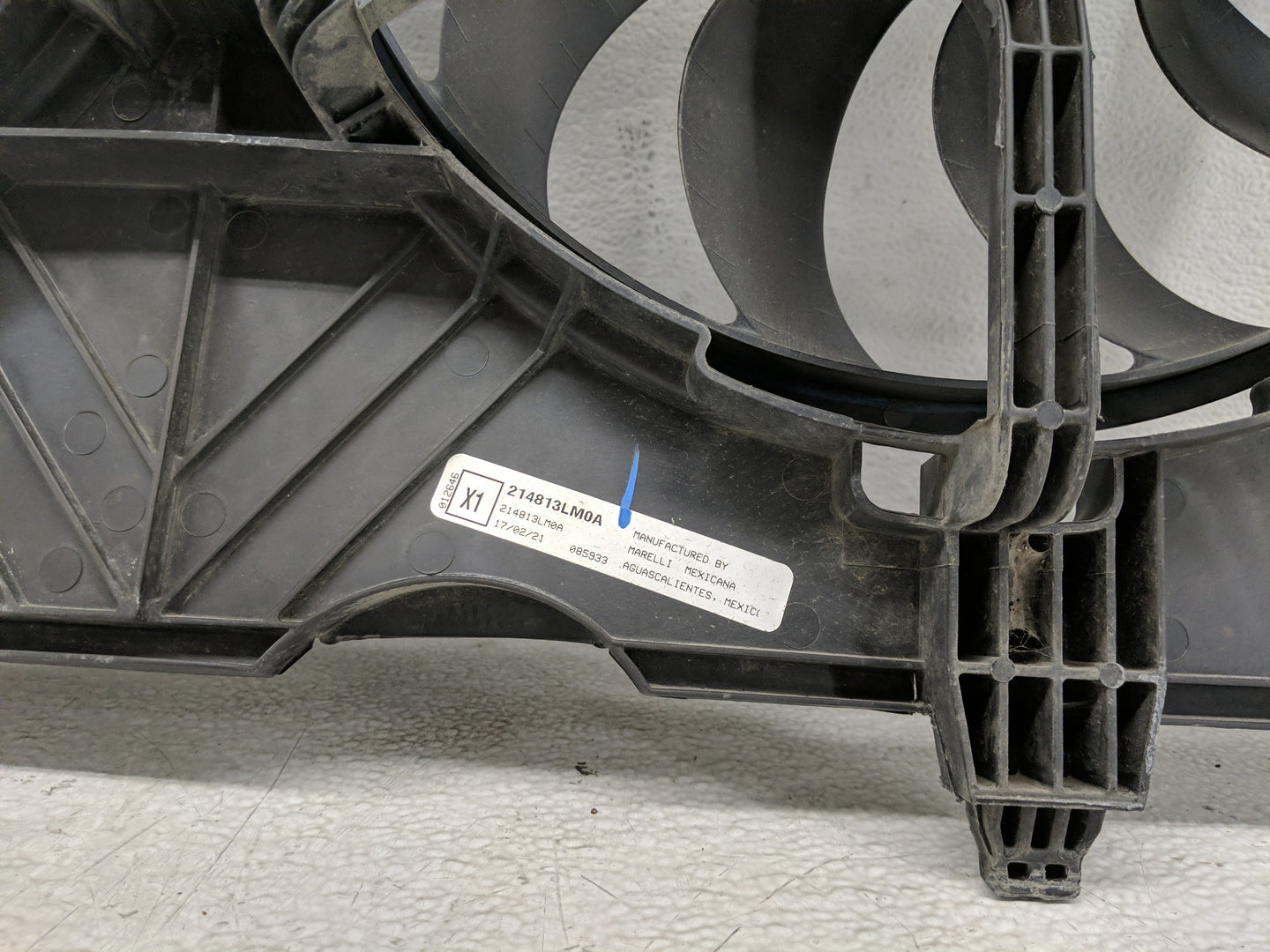 2014-2020 Nissan Nv200 Electric Radiator Cooling Fan Motor Assembly P/N:214813LM0A Fits Fits 2014 2015 2016 2017 2018 2019 2