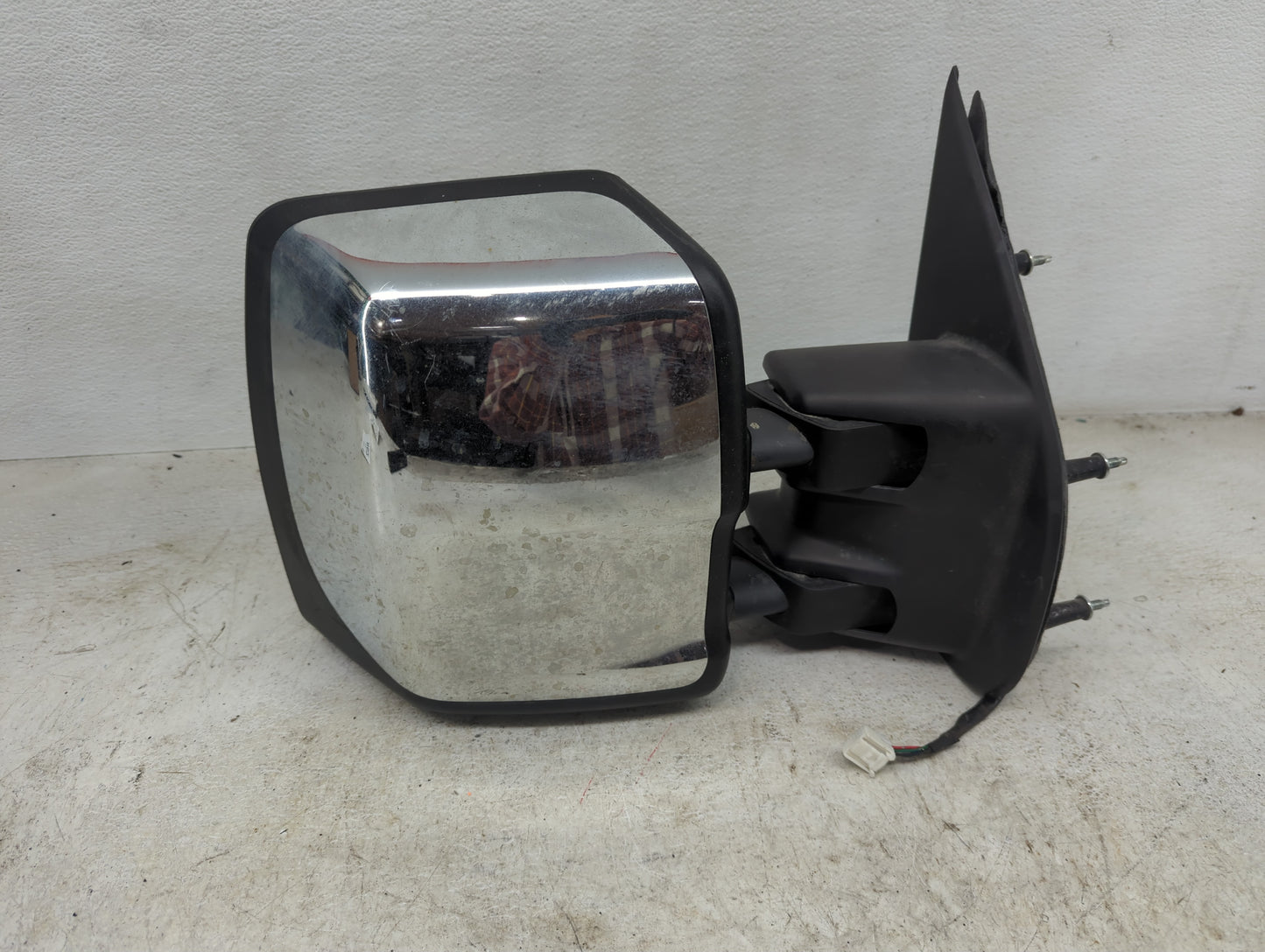 2012-2020 Nissan Nv2500 Passenger Side View Mirror - Right Door Mirror OEM Used - Oemusedautoparts1.com
