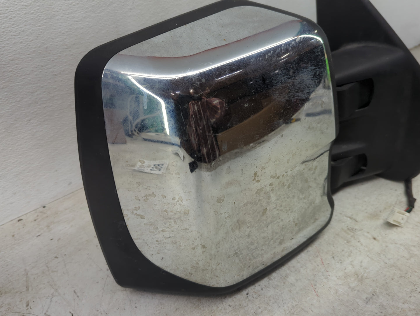 2012-2020 Nissan Nv2500 Passenger Side View Mirror - Right Door Mirror OEM Used - Oemusedautoparts1.com