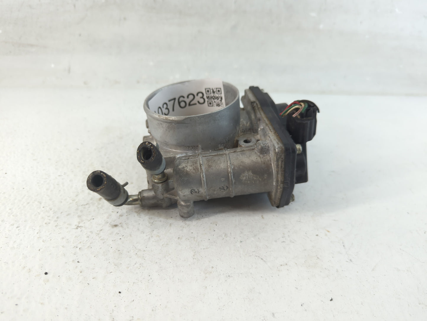 2013-2014 Nissan Pathfinder Throttle Body P/N:RME70-11 Fits Fits 2007 2008 2009 2010 2011 2012 2013 2014 OEM Used Auto Parts