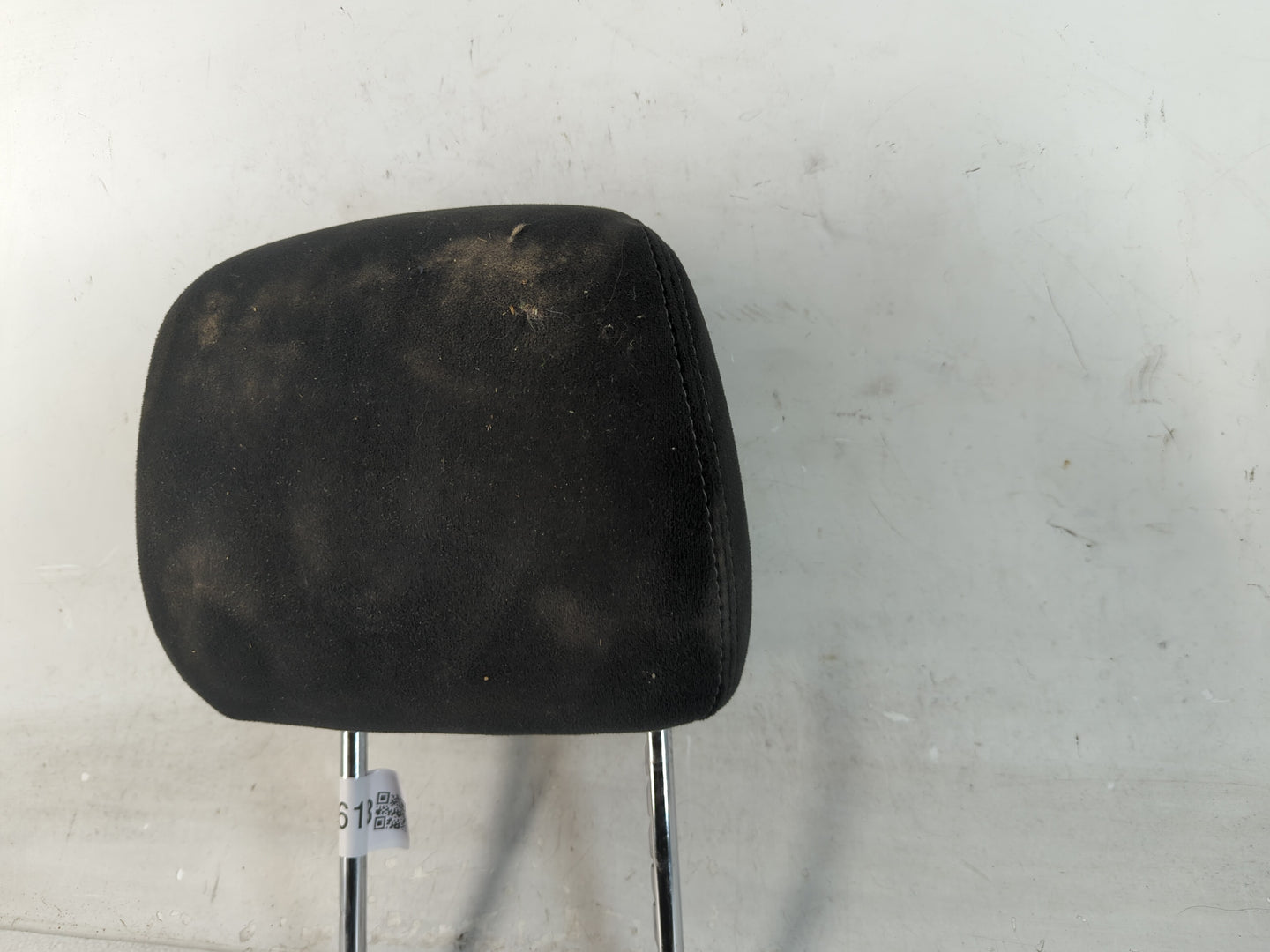 2014 Nissan Pathfinder Headrest Head Rest Front Driver Passenger Seat Fits OEM Used Auto Parts - Oemusedautoparts1.com