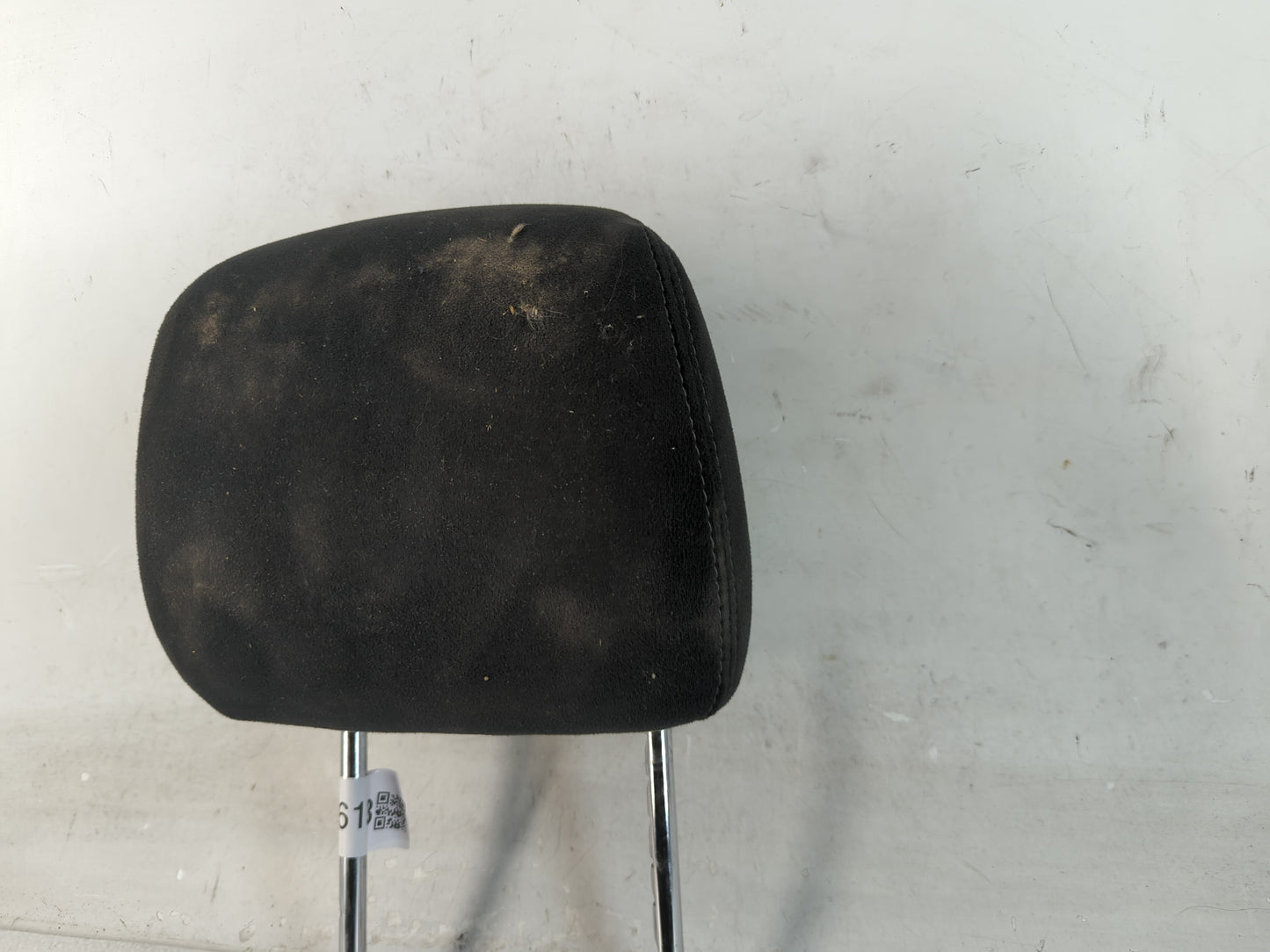 2014 Nissan Pathfinder Headrest Head Rest Front Driver Passenger Seat Fits OEM Used Auto Parts - Oemusedautoparts1.com
