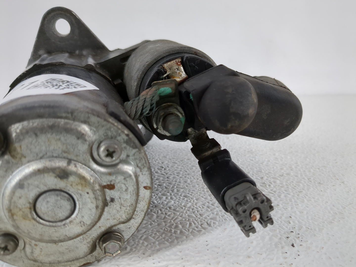 2013-2017 Nissan Pathfinder Car Starter Motor Solenoid OEM P/N:23300-JA12A Fits Fits 2013 2014 2017 OEM Used Auto Parts - Oe