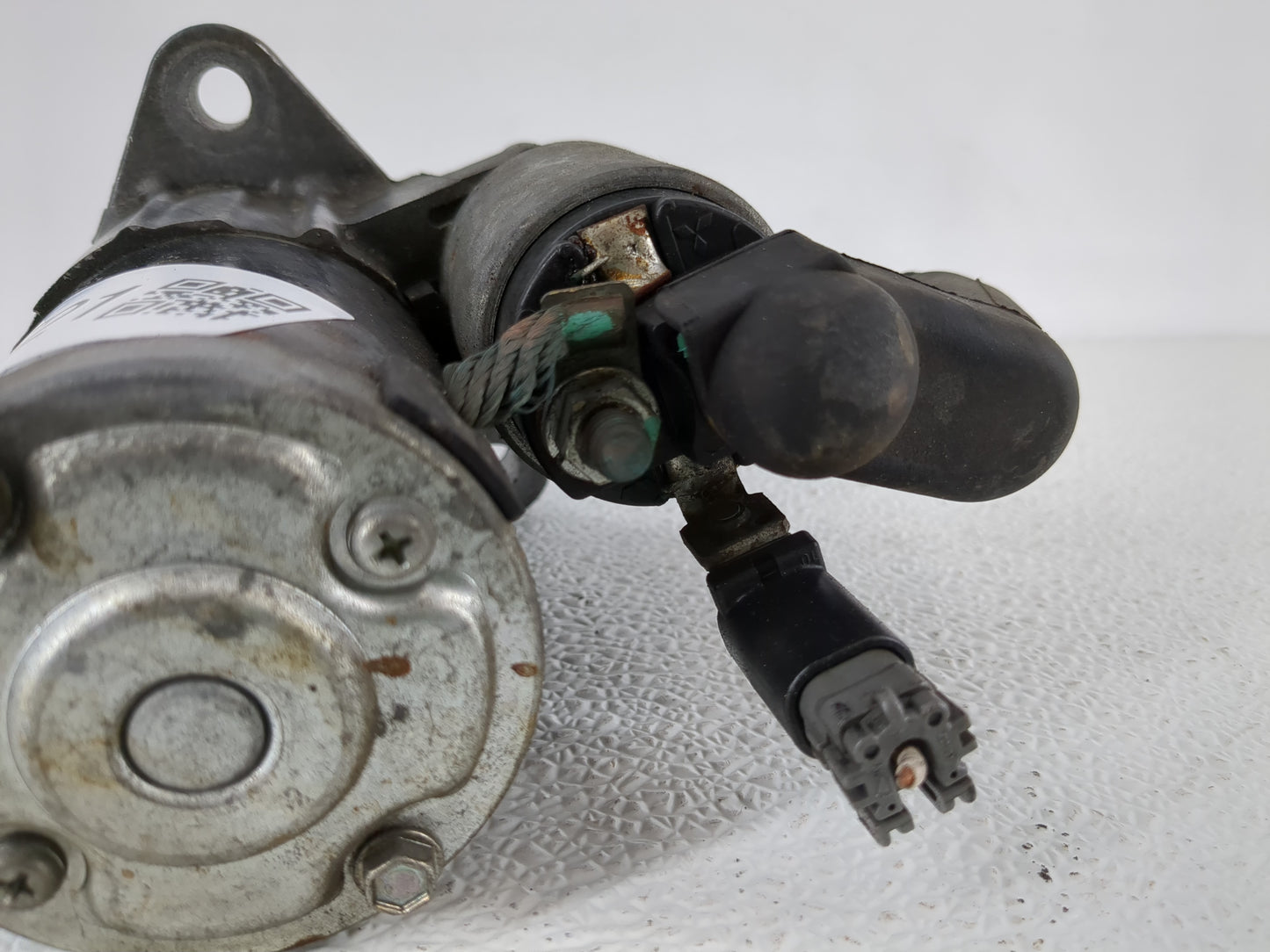 2013-2017 Nissan Pathfinder Car Starter Motor Solenoid OEM P/N:23300-JA12A Fits Fits 2013 2014 2017 OEM Used Auto Parts - Oe