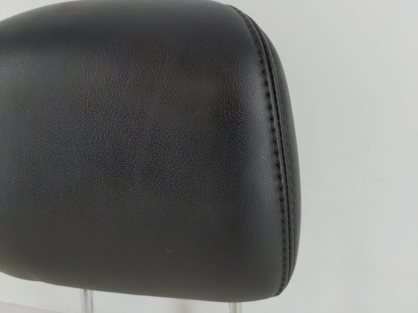 2014 Nissan Pathfinder Headrest Head Rest Front Driver Passenger Seat Fits OEM Used Auto Parts - Oemusedautoparts1.com