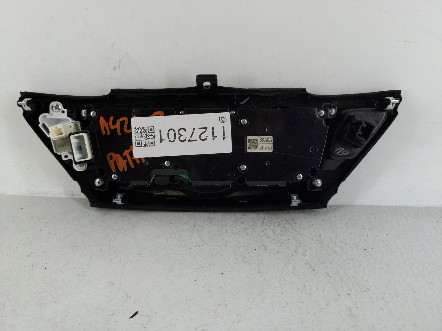 2013-2016 Nissan Pathfinder Climate Control Module Temperature AC/Heater Replacement P/N:3KA0A 210250 Fits OEM Used Auto Par