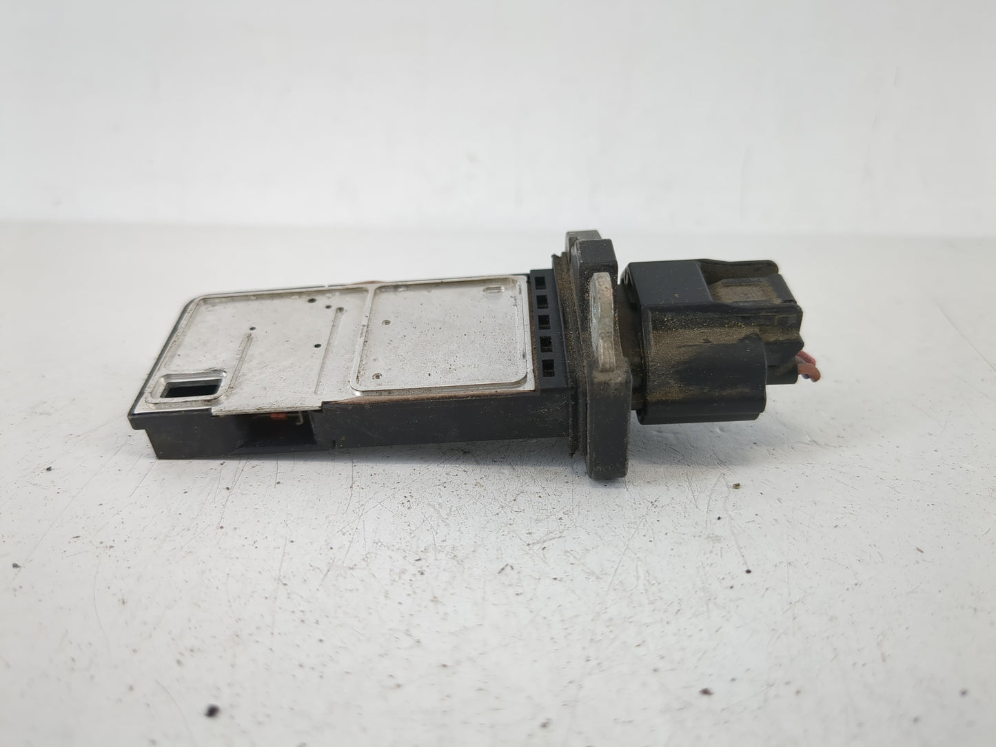2005-2014 Nissan Pathfinder Mass Air Flow Meter Maf - Oemusedautoparts1.com