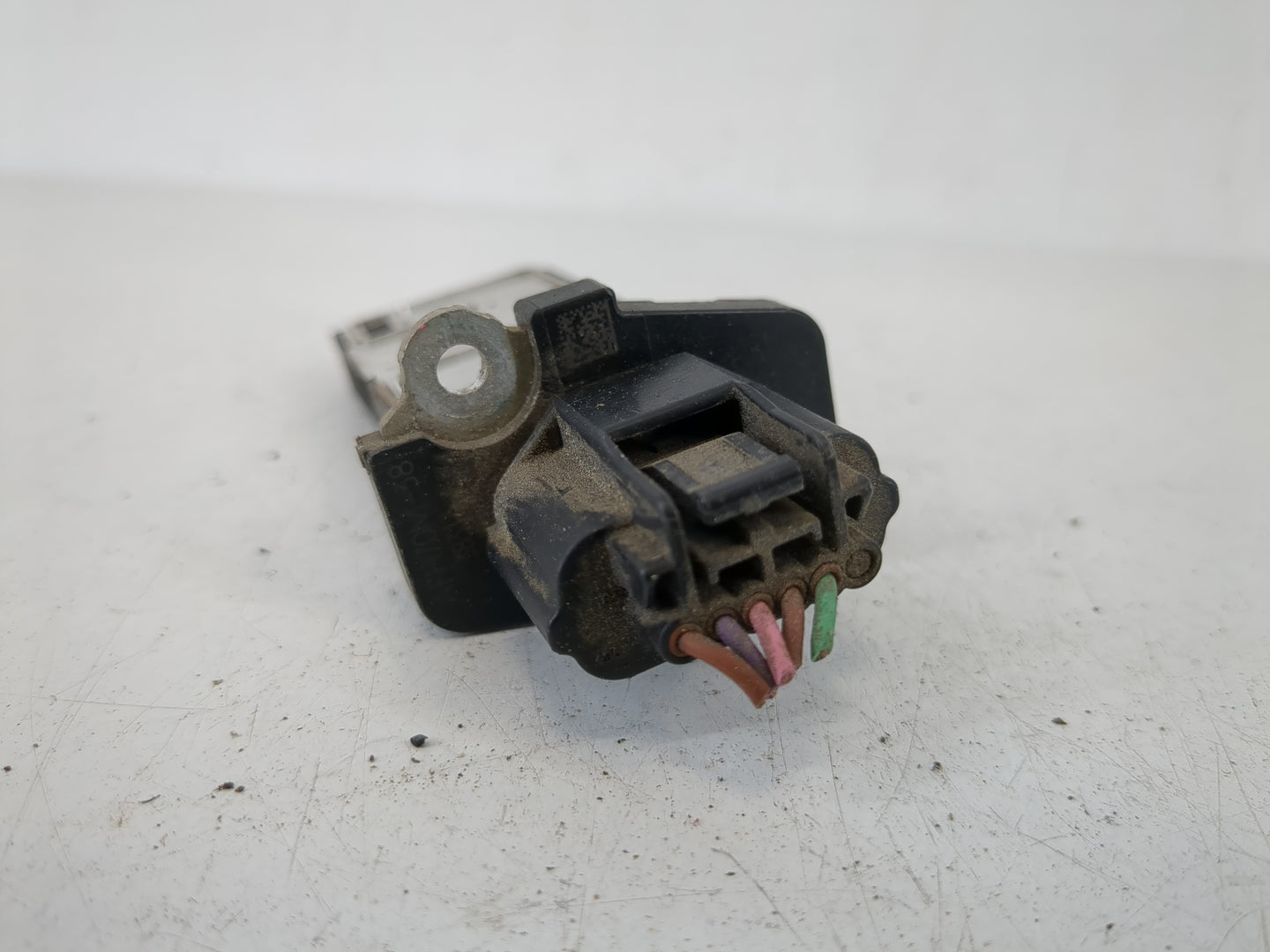 2005-2014 Nissan Pathfinder Mass Air Flow Meter Maf - Oemusedautoparts1.com
