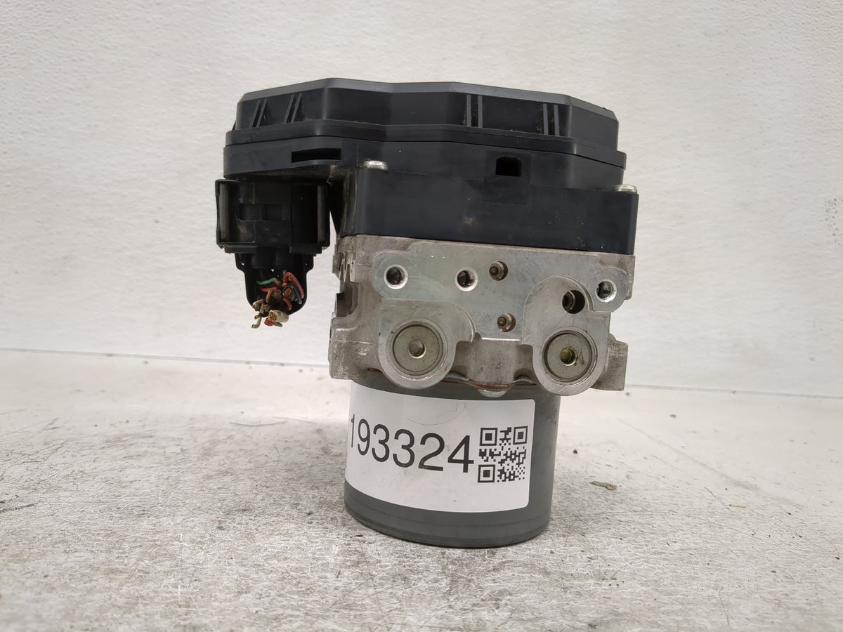 2013-2014 Nissan Pathfinder Anti-Lock Brake ABS Pump Module Actuator OEM P/N:133000-0480 Fits Fits 2013 2014 OEM Used Auto P