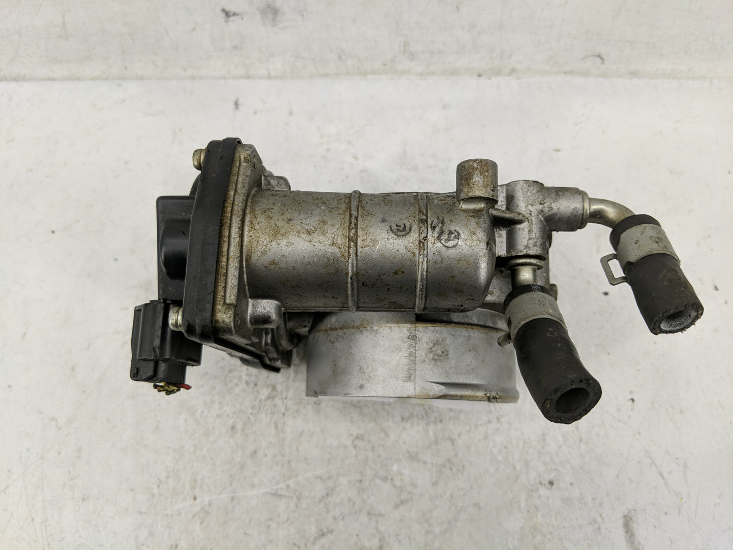 2013-2014 Nissan Pathfinder Throttle Body Fits Fits 2007 2008 2009 2010 2011 2012 2013 2014 OEM Used Auto Parts - Oemusedaut