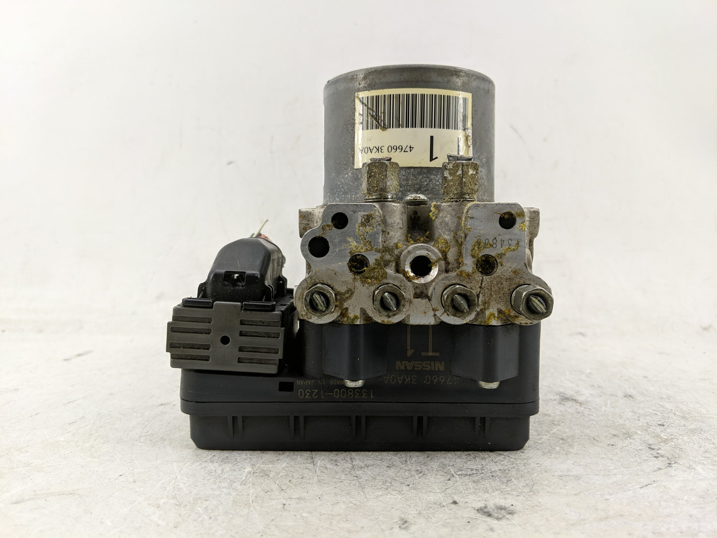 2013-2014 Nissan Pathfinder ABS Pump Control Module Replacement P/N:47660 3KA0A 133800-1230 Fits Fits 2013 2014 OEM Used Aut
