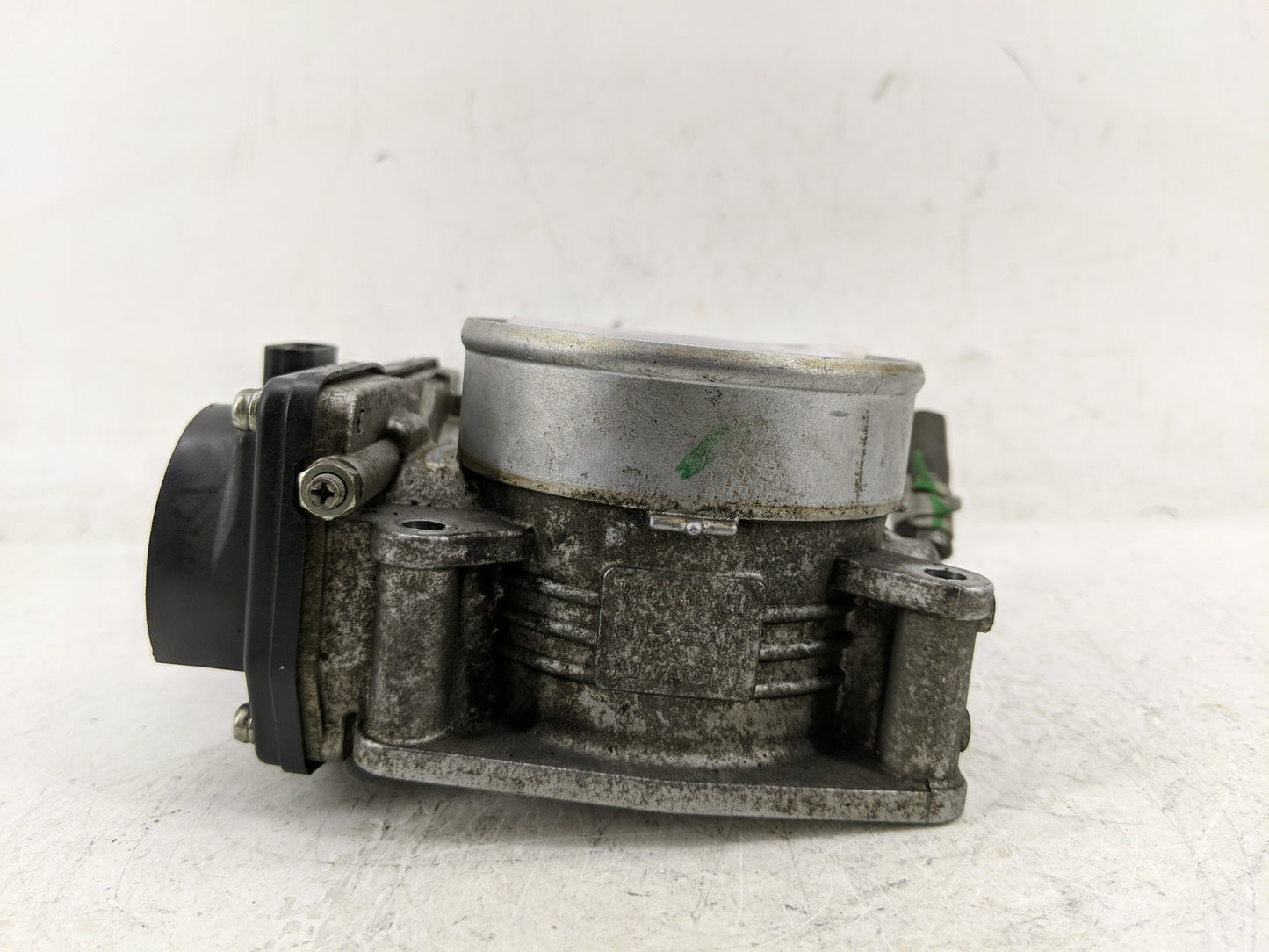 2013-2014 Nissan Pathfinder Throttle Body Fits Fits 2007 2008 2009 2010 2011 2012 2013 2014 OEM Used Auto Parts - Oemusedaut