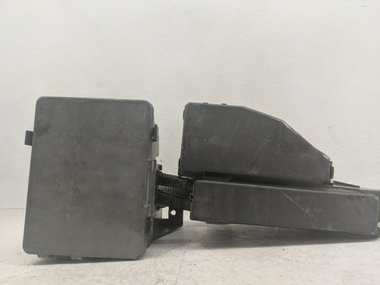 2014 Nissan Pathfinder Fusebox Fuse Box Panel Relay Module Fits OEM Used Auto Parts