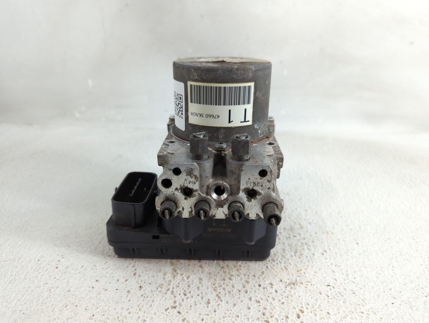 2013-2014 Nissan Pathfinder ABS Pump Control Module Replacement P/N:133800-1230 47660 3KA0A Fits Fits 2013 2014 OEM Used Aut