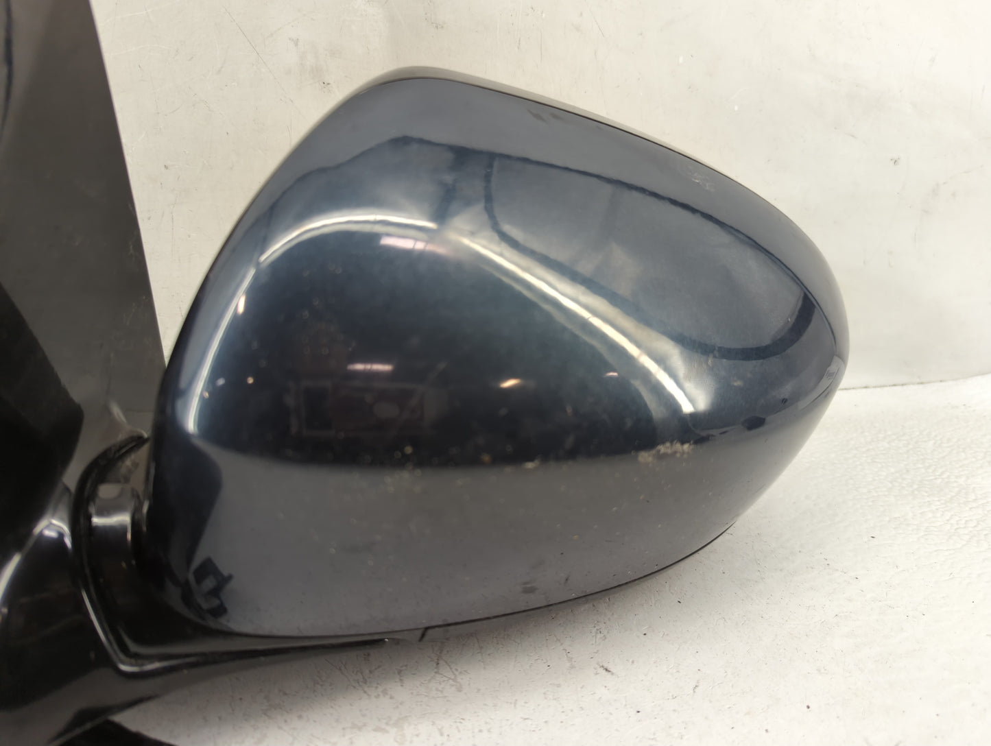 2013-2016 Nissan Pathfinder Driver Side View Mirror - Left Door Mirror OEM Used - Oemusedautoparts1.com