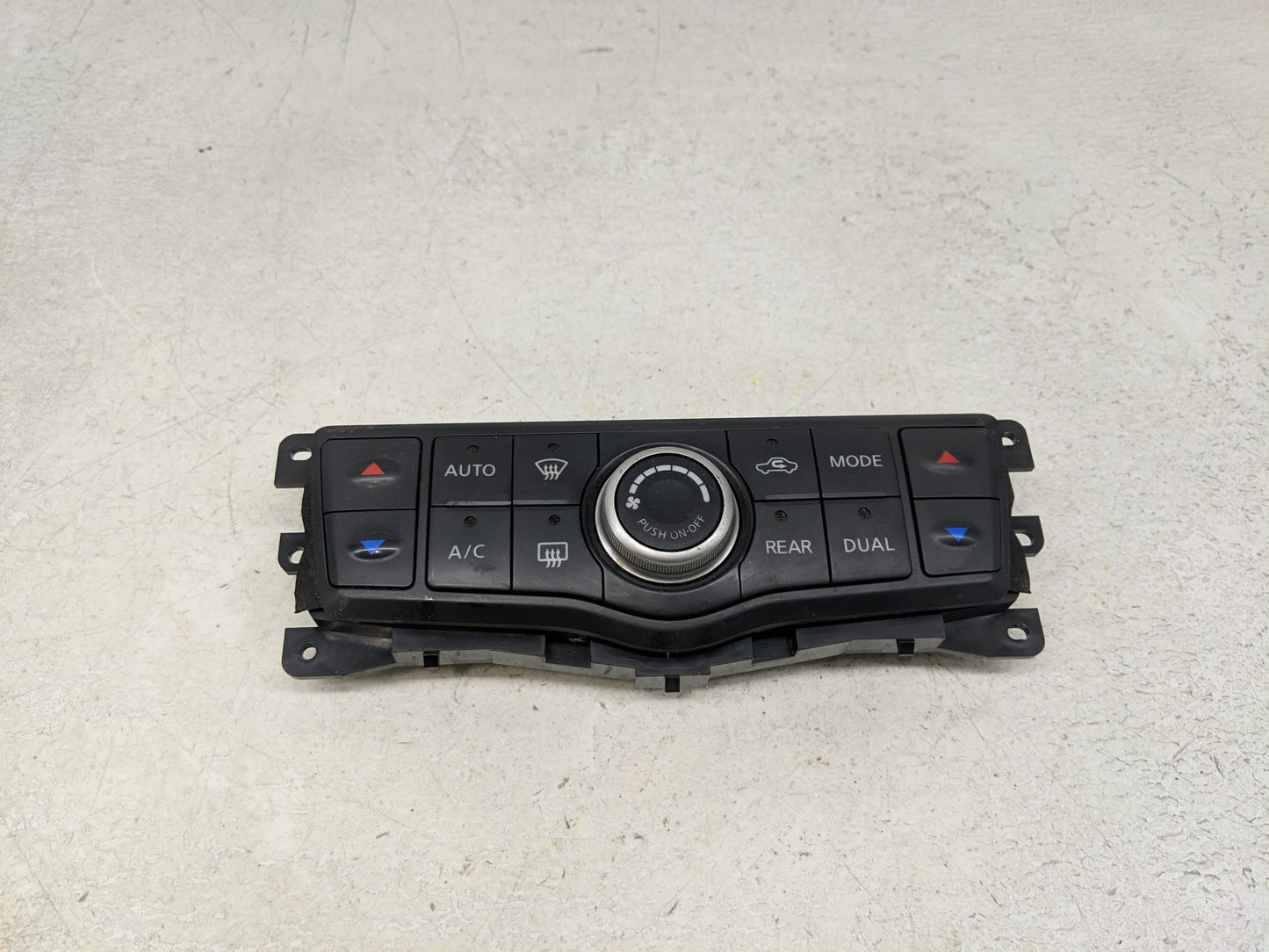 2013-2016 Nissan Pathfinder Climate Control Module Temperature AC/Heater Replacement P/N:27500 3KA2A Fits Fits 2013 2014 201