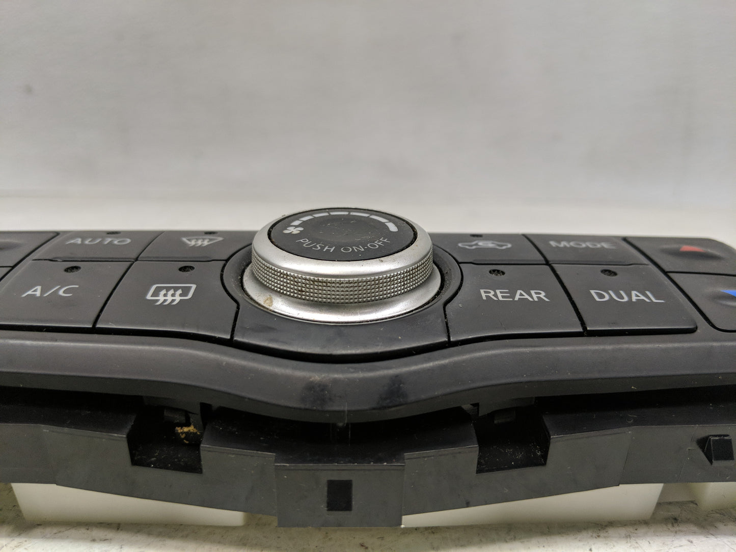 2013-2016 Nissan Pathfinder Climate Control Module Temperature AC/Heater Replacement P/N:27500 3KA2A Fits Fits 2013 2014 201