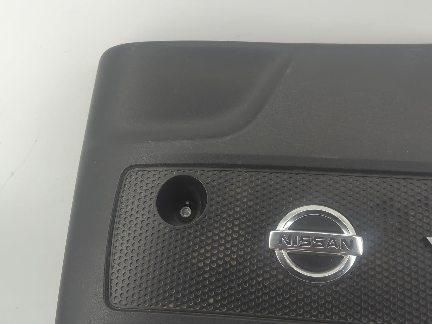2014 Nissan Pathfinder Engine Cover - Oemusedautoparts1.com