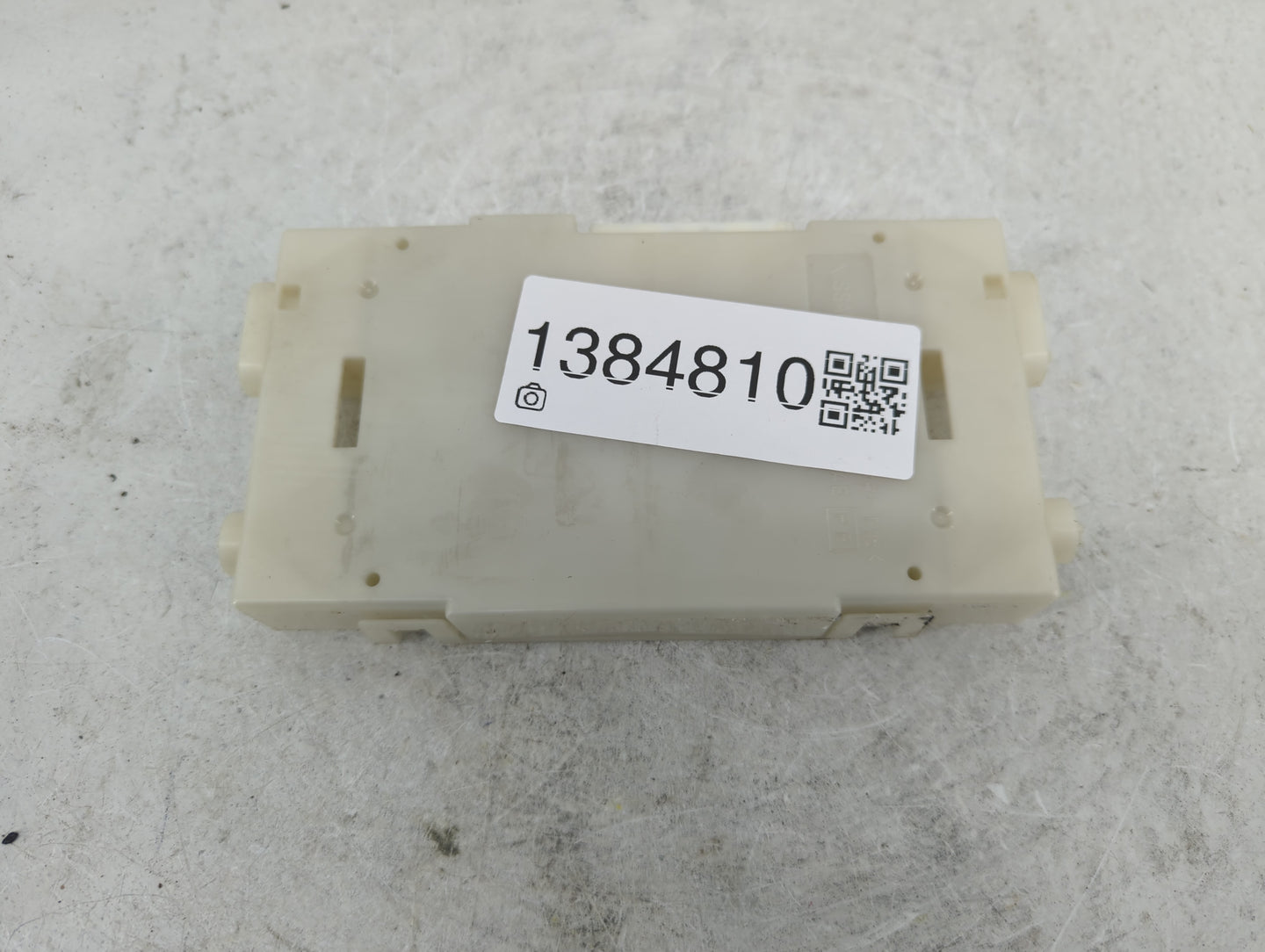 2014-2015 Nissan Pathfinder Radio AM FM Cd Player Receiver Replacement P/N:27760 3KA3A Fits Fits 2014 2015 OEM Used Auto Par